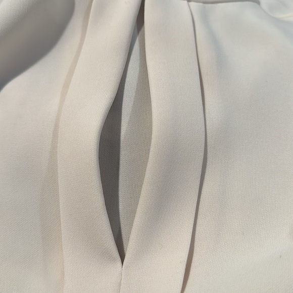 J Crew NWT sleeveless popover top with front inverted pleats - Picture 12 of 12